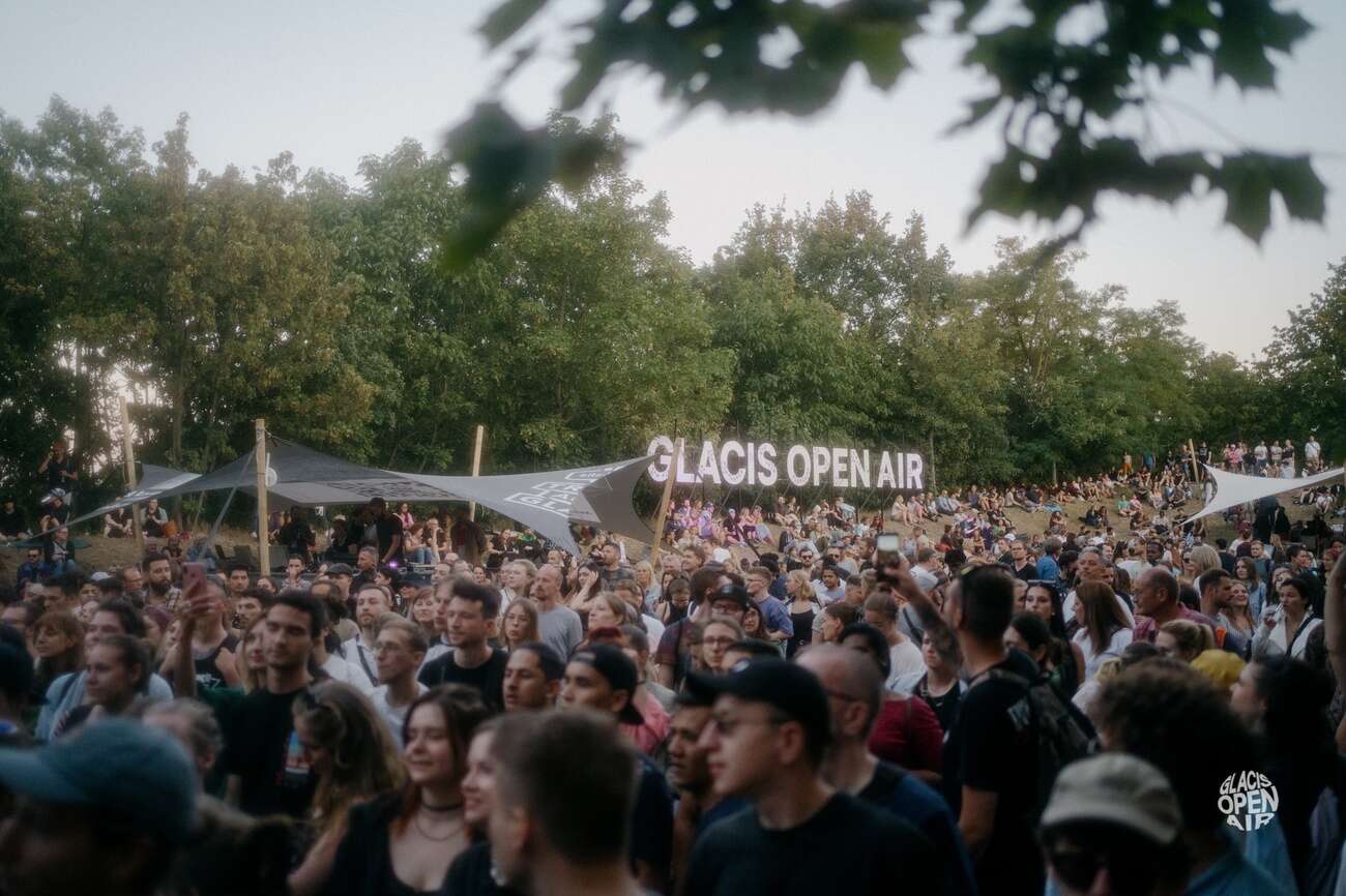 Musikkombinat Magdeburg e.V. GLACIS OPEN AIR Magdeburg 2023 Volunteer for an admissionfree